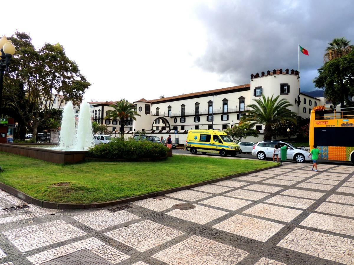 הוילה פונשל Old Town House Madeira מראה חיצוני תמונה